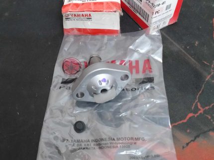 yamaha r15 v3 timing chain adjuster